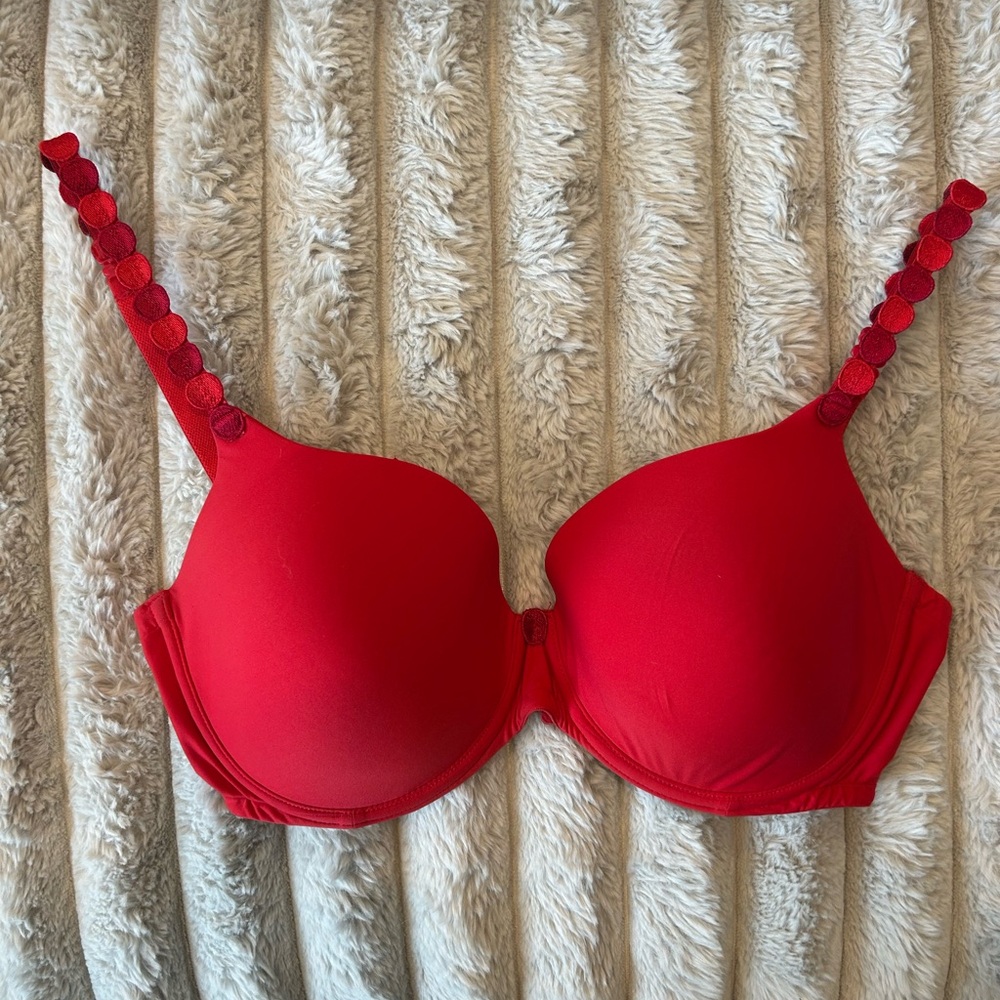 Marie Jo Tom Padded Heartshape Bra in Gorgeous Holiday Scarlet!